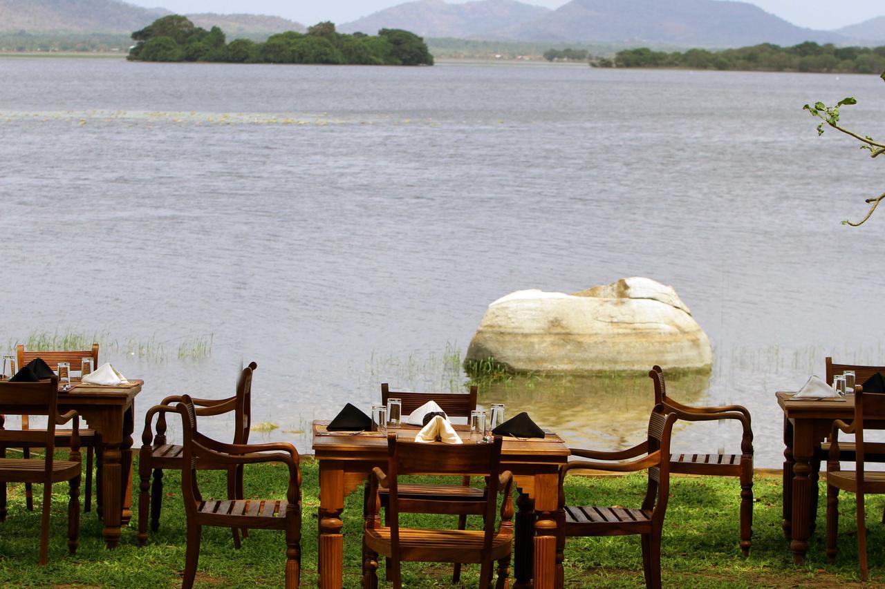 Yala Oga Reach Hotel Тиссамахарама Экстерьер фото